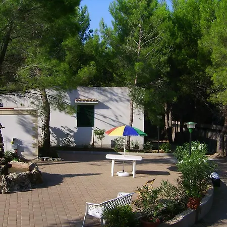 Carla 3*