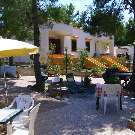 Carla Bed and breakfast 3*